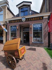 Twee topmusea in Friesland: Museum Joure (in voormalige fabrieks- en winkelpanden van Douwe Egberts) en Museum Belvédère in Heerenveen-Oranjewoud, in moderne nieuwbouw aan de rand van het klassieke parklandschap Oranjewoud.