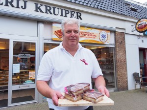 Zaterdag 18 oktober 2014 van 09.30 tot 17.00 uur gevulde speculaas proeven in de stand van Eduard Kruiper in de Henders & Hazel-lounge in Home Center, de Proef Friesland-zaal. 