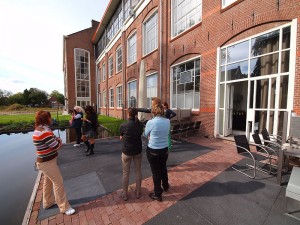 Het Ambacht is gehuisvest in een voormalige technische school in Heerenveen