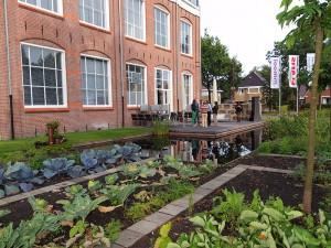 Het Ambacht is gehuisvest in een voormalige technische school in Heerenveen